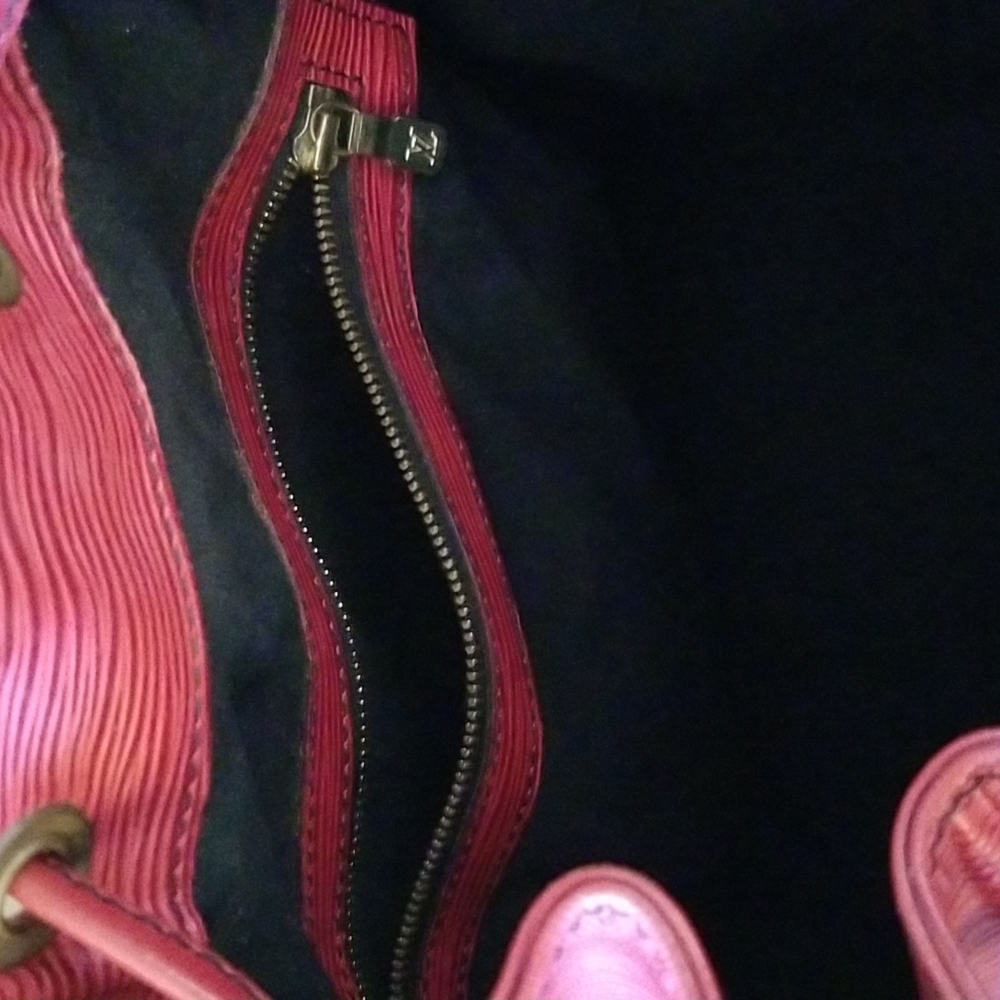 EXQUISITE SHOULDER BAG - Picture 13 of 16